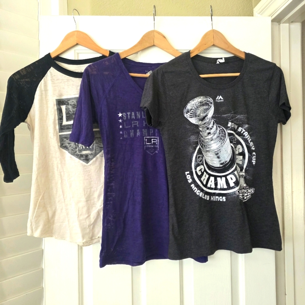 LA Kings Women's Graphic T-Shirts set of 3 Stanley Cup Small